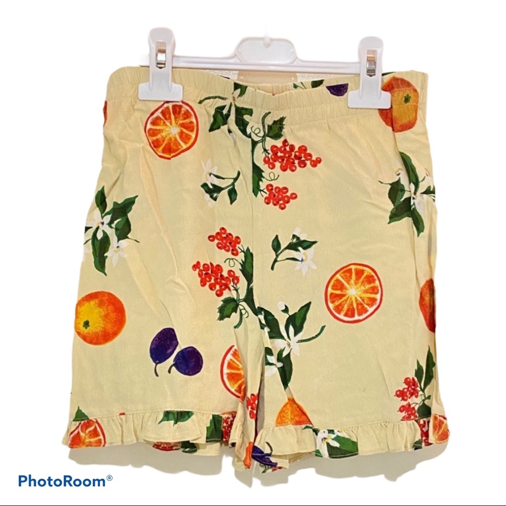 🇺🇸 Boho Women’s Shorts Fruit Print Yellow